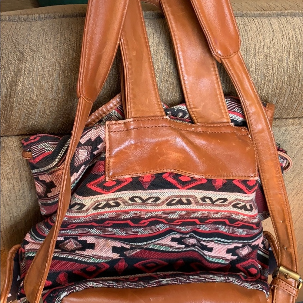 Street Level back pack - Picture 4 of 5